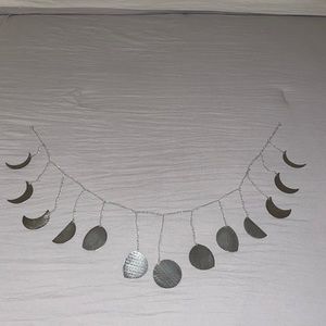 Moon wall chain decor